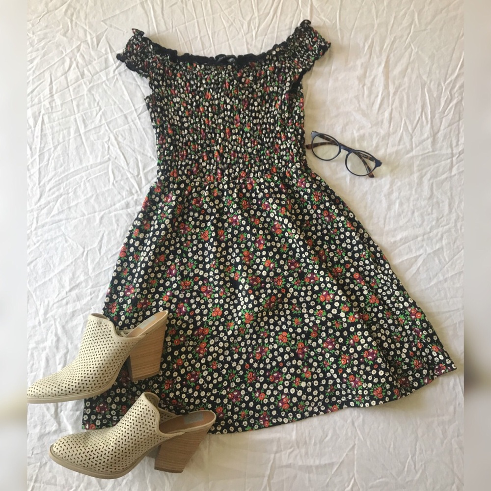 TOPSHOP Flirty Floral Dress